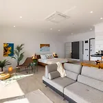 Aparthotel Born In Blue 4*