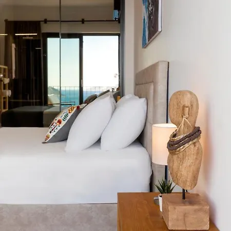 Apartahotel Born In Blue 4*