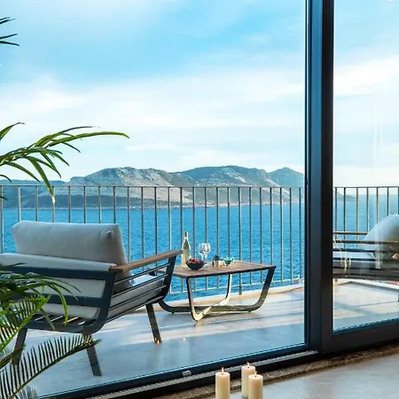 Apartahotel Born In Blue Kaş