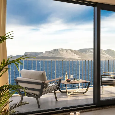 Apartahotel Born In Blue 4*